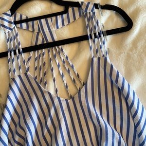 Fun summer dress from Bloomingdales. Like new!